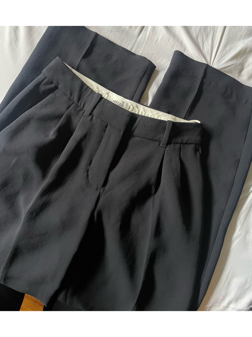 Aritzia effortless pant, low rise